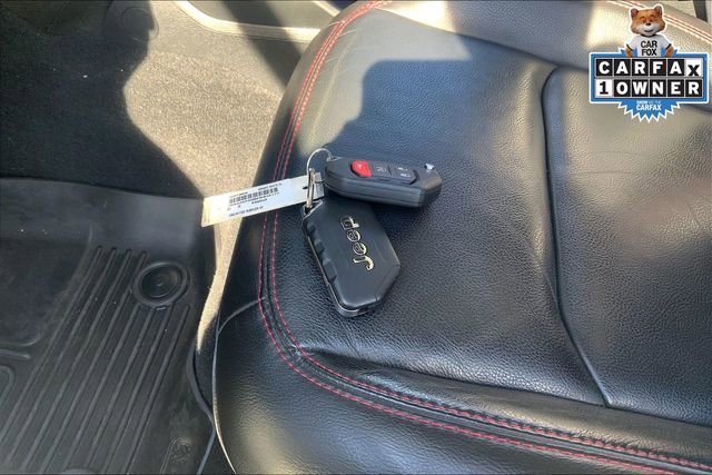 Used 2021 Jeep Wrangler Unlimited Rubicon w/ Xtreme Recon 35" Tire Package image 10