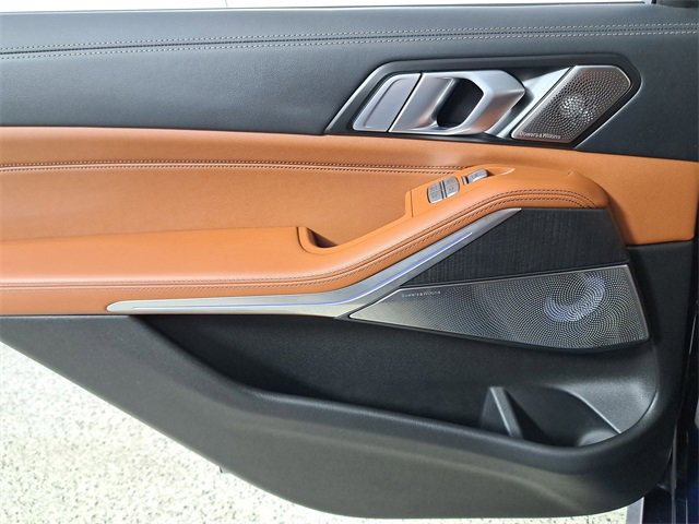 Used 2025 BMW ALPINA XB7 image 17