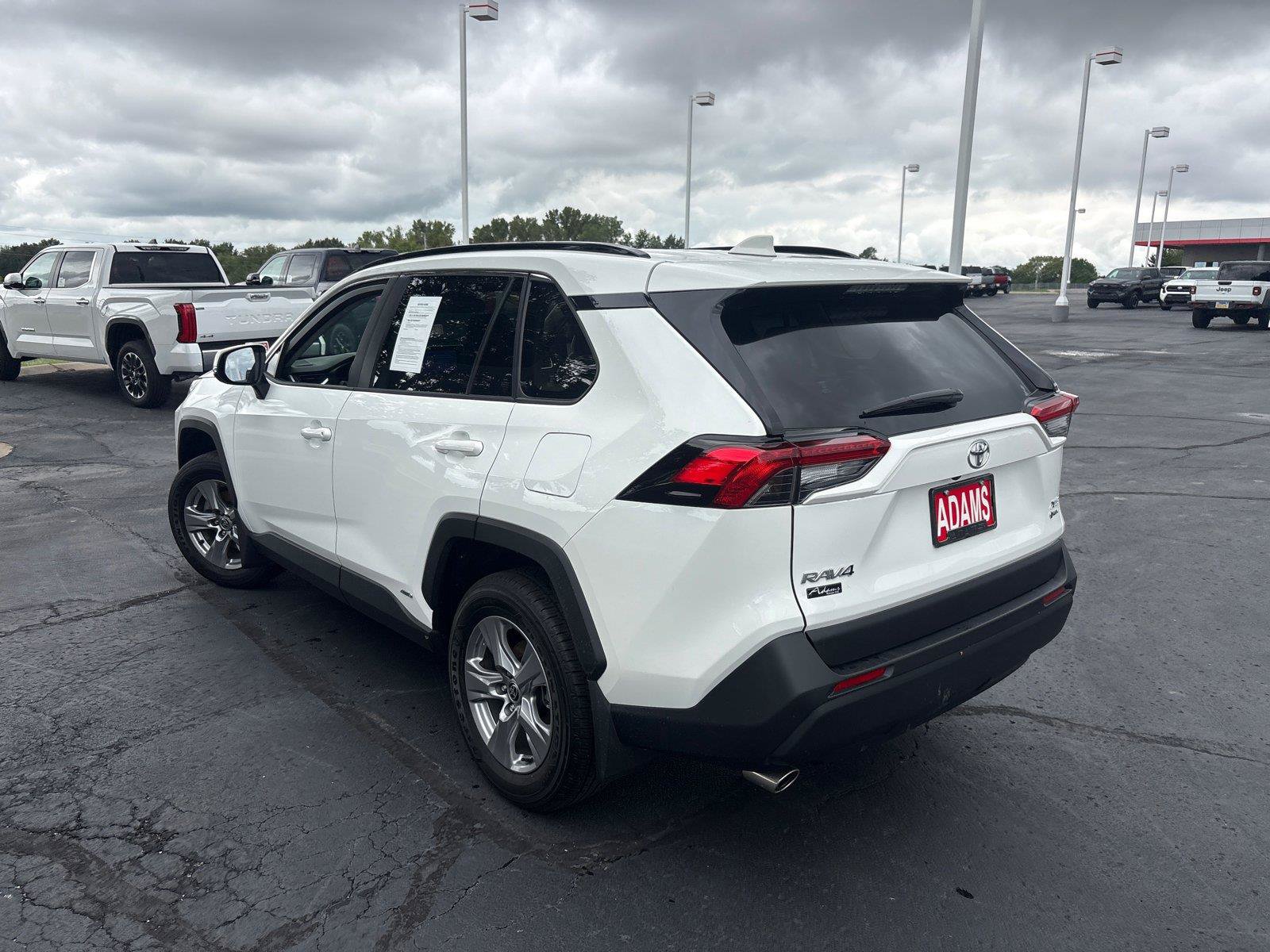 Certified 2025 Toyota RAV4 XLE w/ Convenience Package AWD/4WD image 8