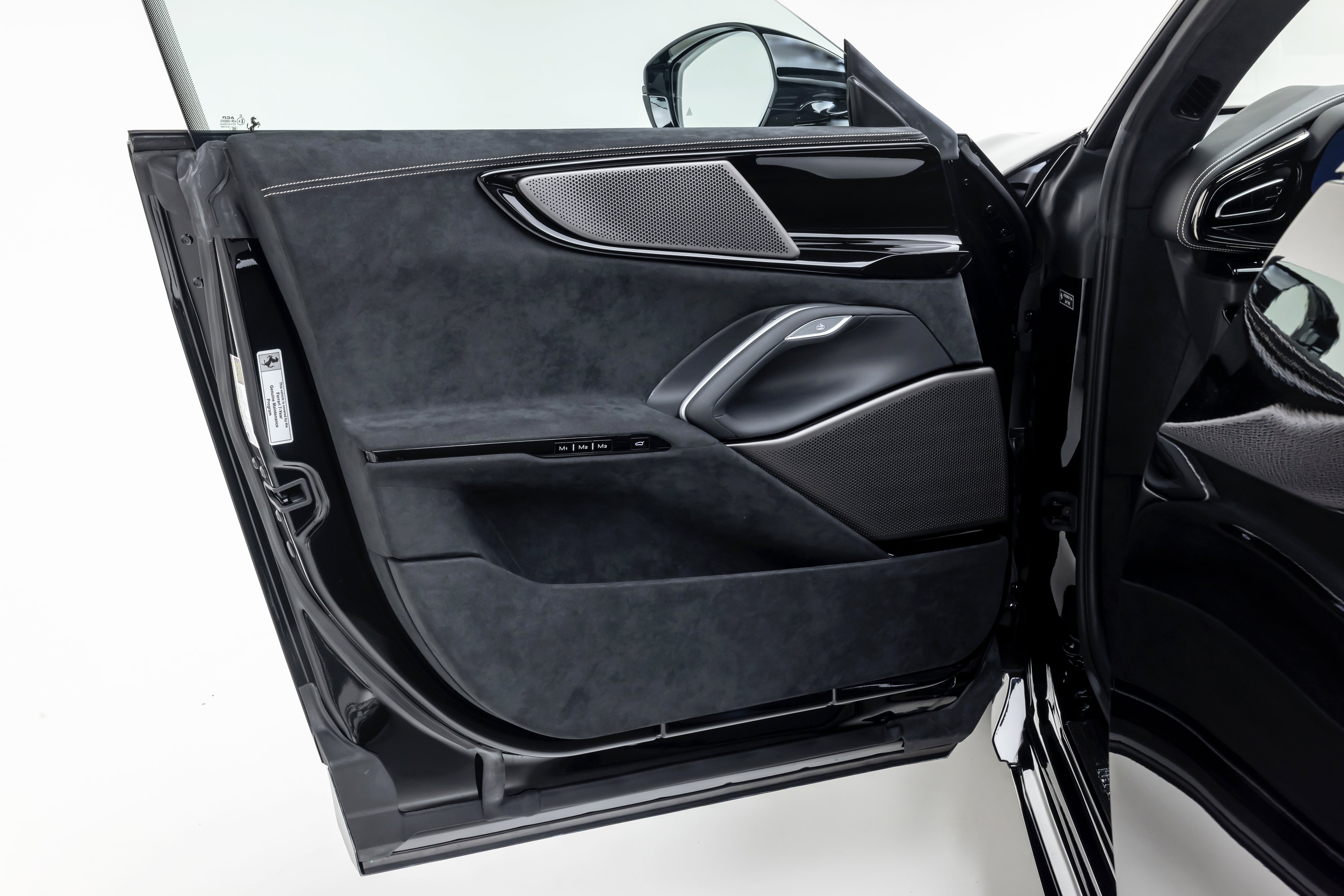 Used 2026 Ferrari Purosangue AWD/4WD image 49