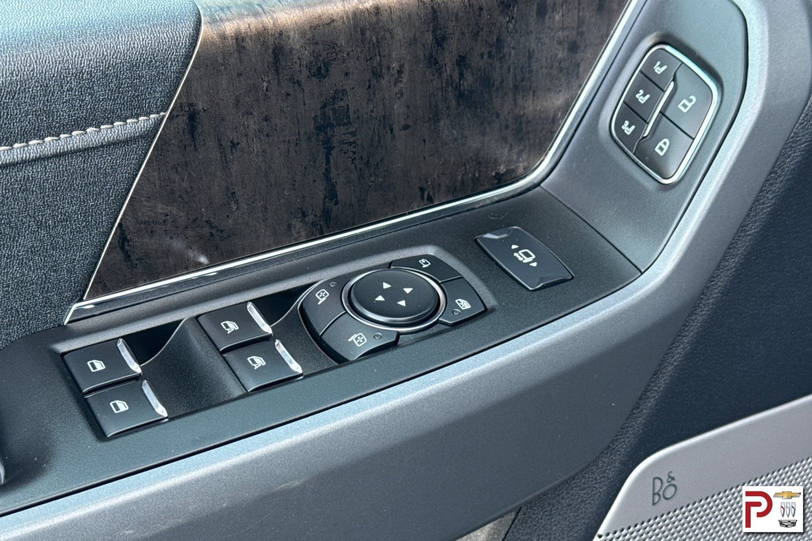 Used 2024 Ford F350 Lariat image 13