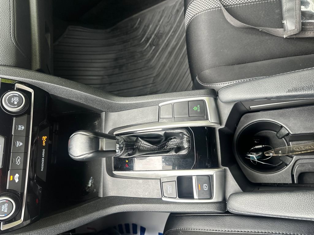 Used 2020 Honda Civic Sport image 12