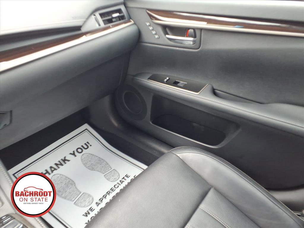 Used 2018 Lexus ES 350 w/ Ultra Luxury Package FWD image 22