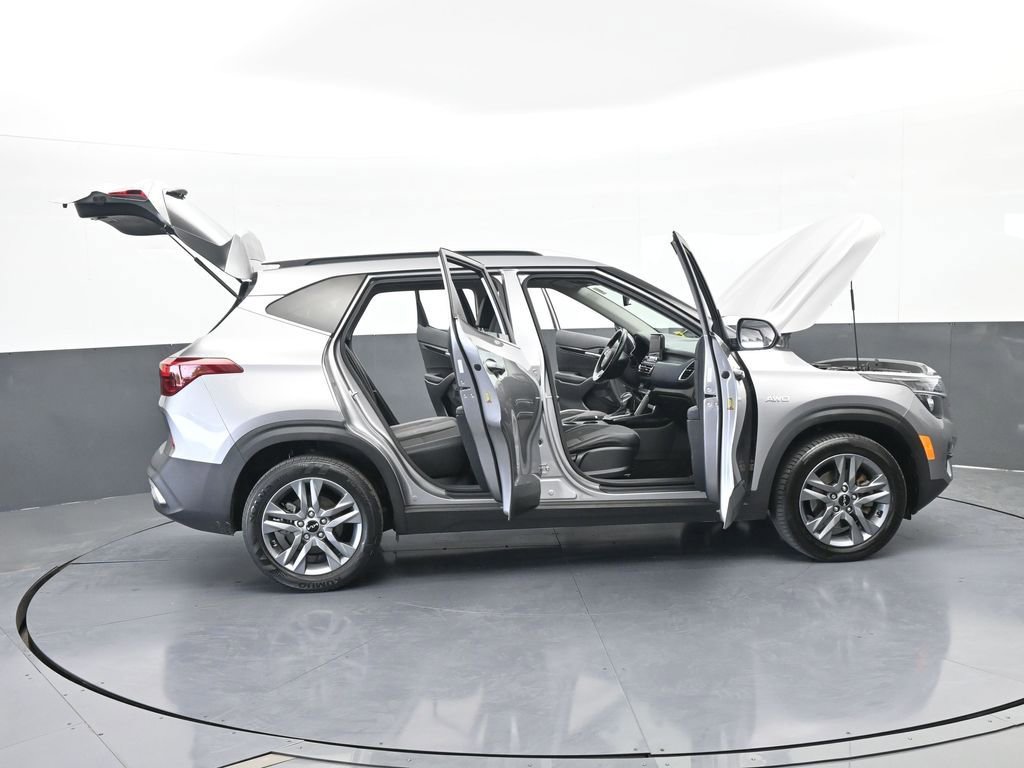 Used 2022 Kia Seltos S image 68