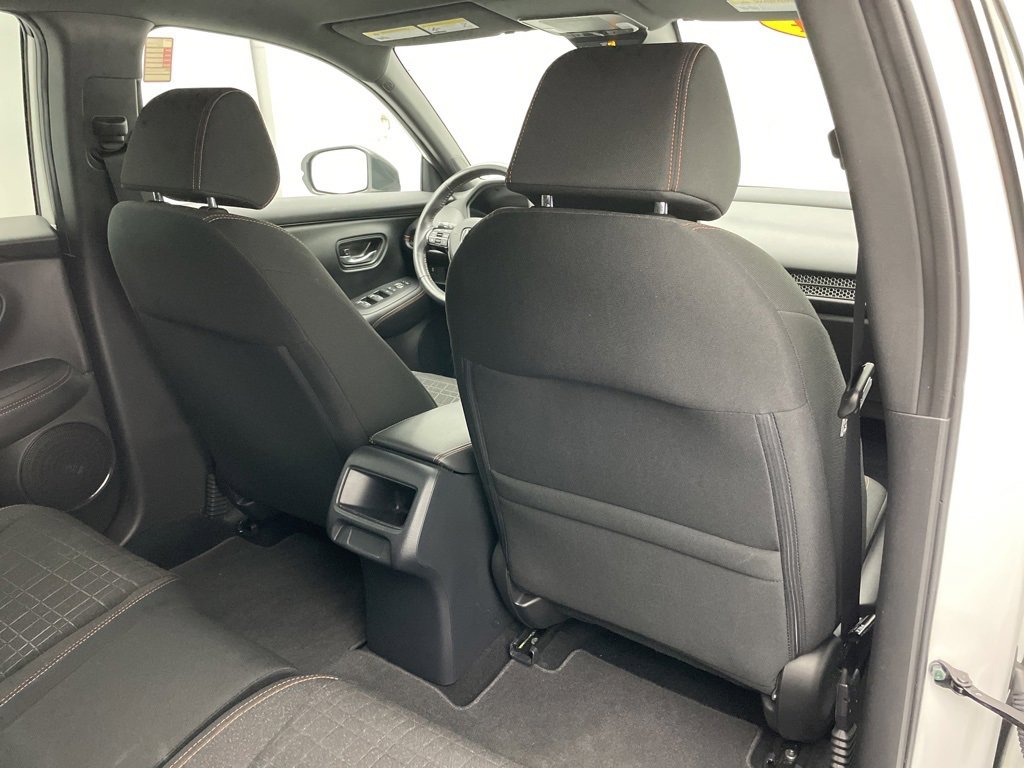Used 2024 Honda HR-V Sport image 39