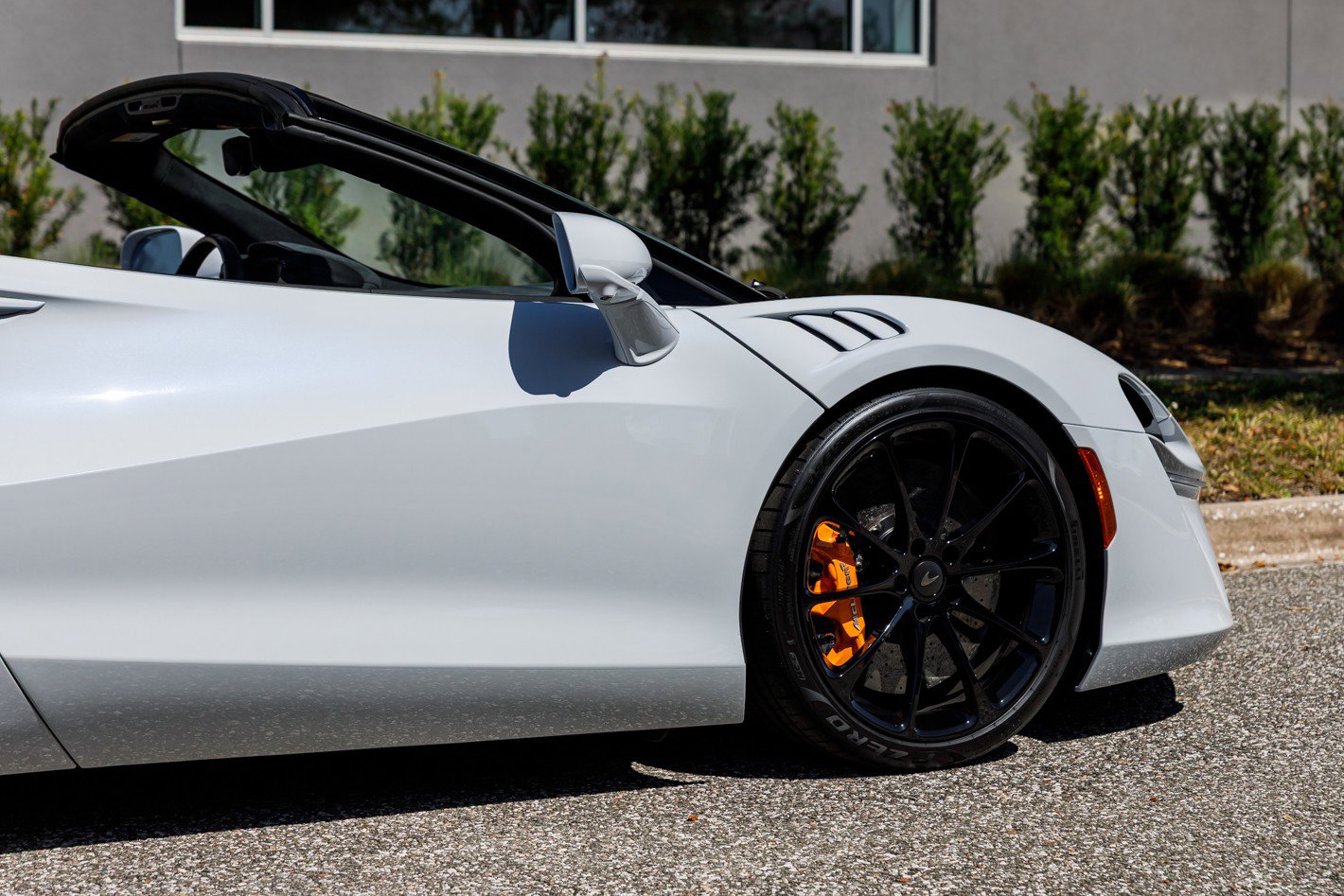 New 2025 McLaren Artura Spider image 12