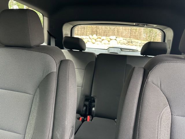 Used 2023 Chevrolet Traverse LT image 23