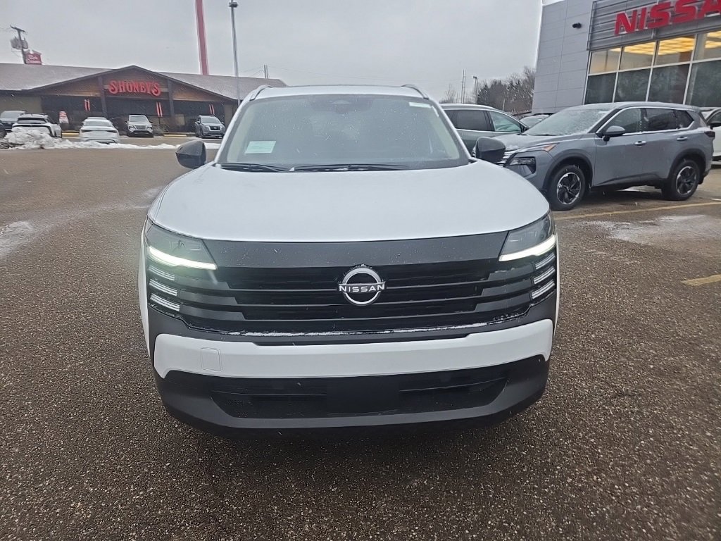 New 2026 Nissan Kicks SV image 2