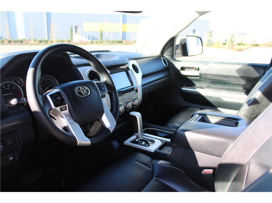 Used 2017 Toyota Tundra SR5 w/ TRD Off Road Package image 9