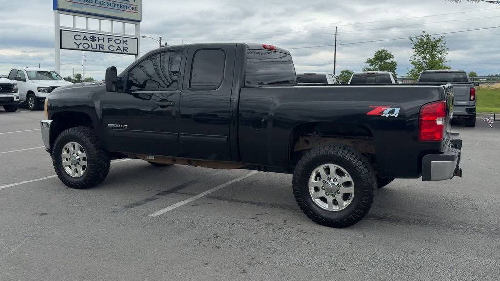 Used 2013 Chevrolet Silverado 2500 LT w/ Suspension Package, Off-Road AWD/4WD image 4