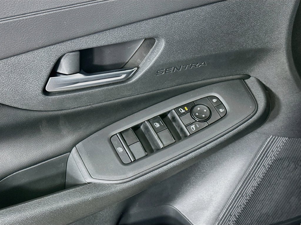 New 2027 Nissan Sentra SV w/ SV Convenience Package FWD image 23