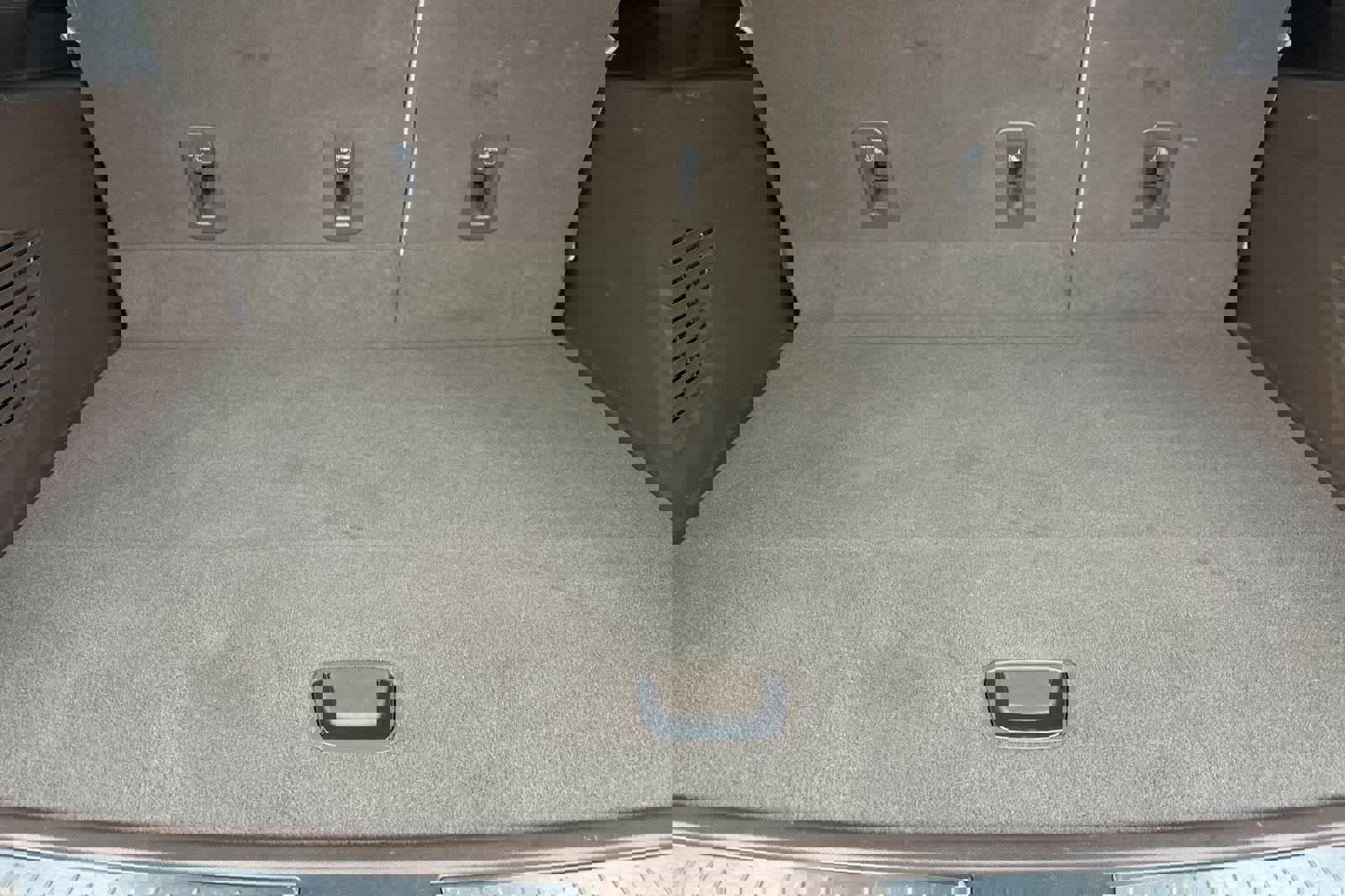 Used 2023 GMC Yukon XL Denali w/ Max Trailering Package image 16