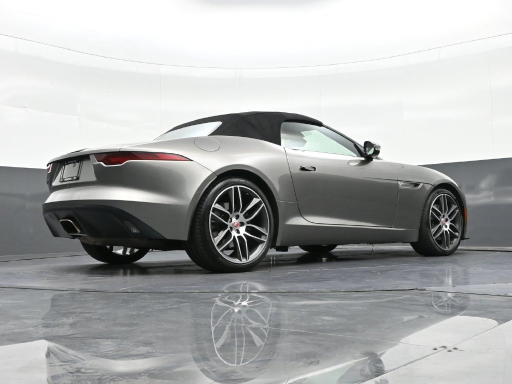 Used 2021 Jaguar F-TYPE Convertible RWD image 25