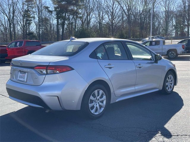 Used 2020 Toyota Corolla LE image 5