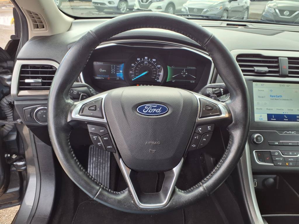 Used 2019 Ford Fusion SEL FWD image 15