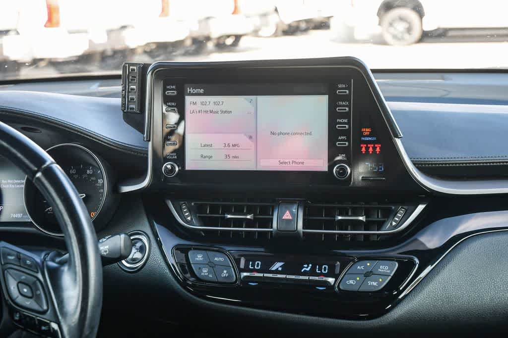 Used 2019 Toyota C-HR XLE FWD image 14