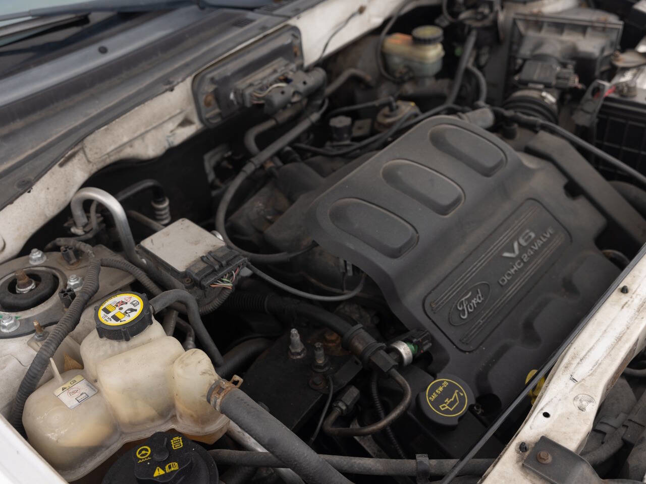 Used 2002 Ford Escape XLT image 37