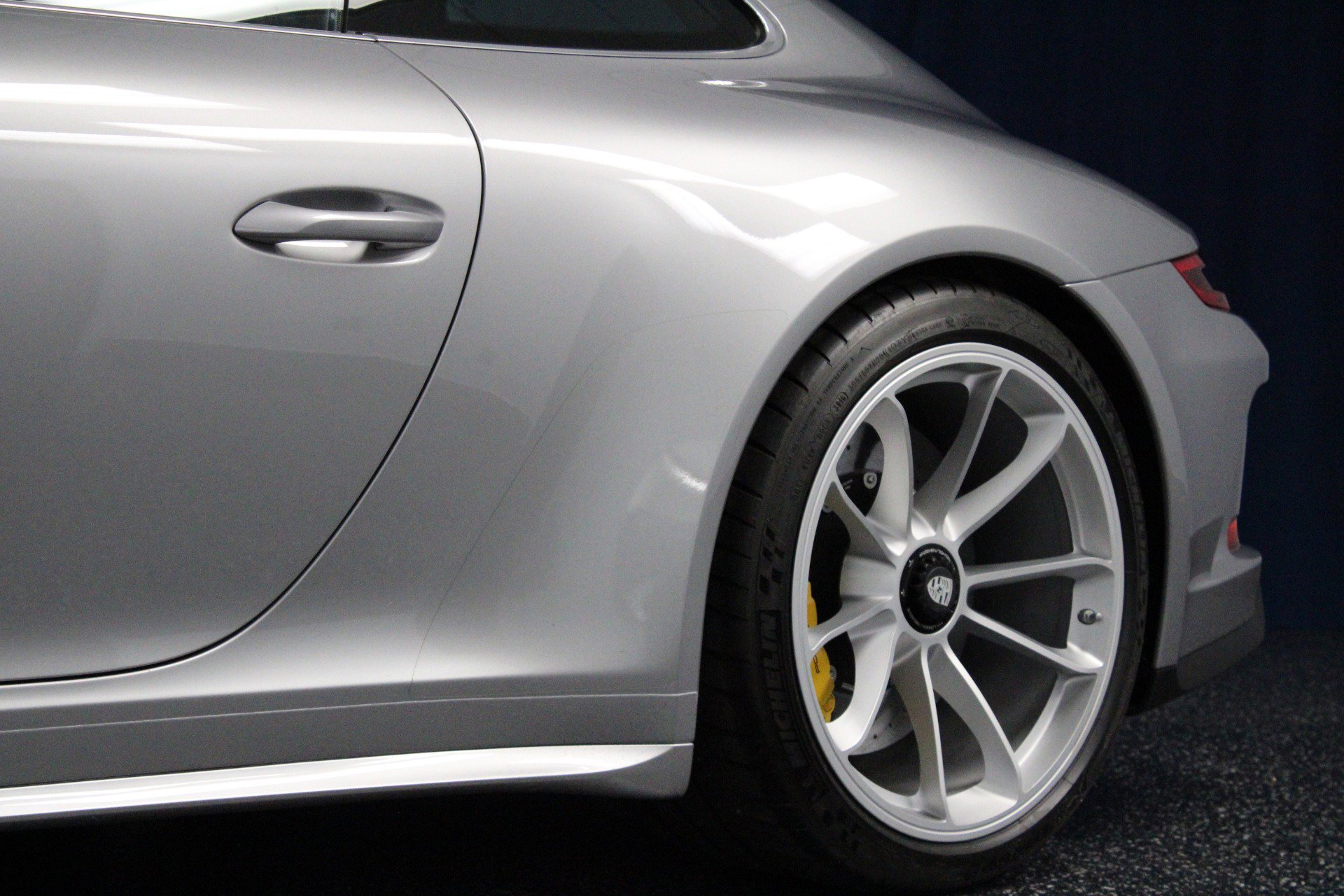 Used 2018 Porsche 911 GT3 image 18