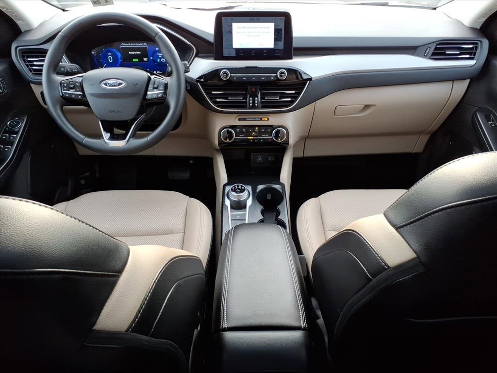 Certified 2022 Ford Escape SEL w/ Technology Package image 11