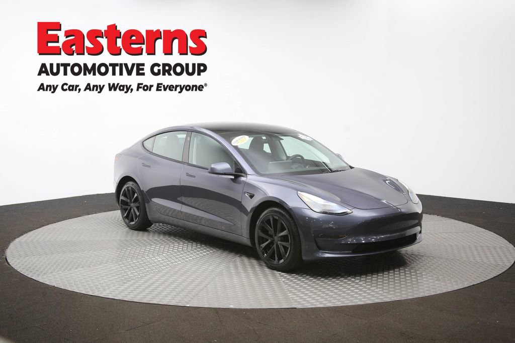 Used 2023 Tesla Model 3 Standard Range image 47