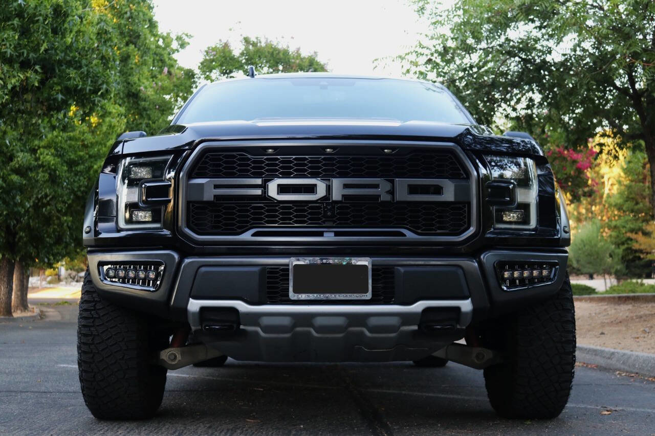 Used 2019 Ford F150 Raptor w/ Equipment Group 801A Mid image 10