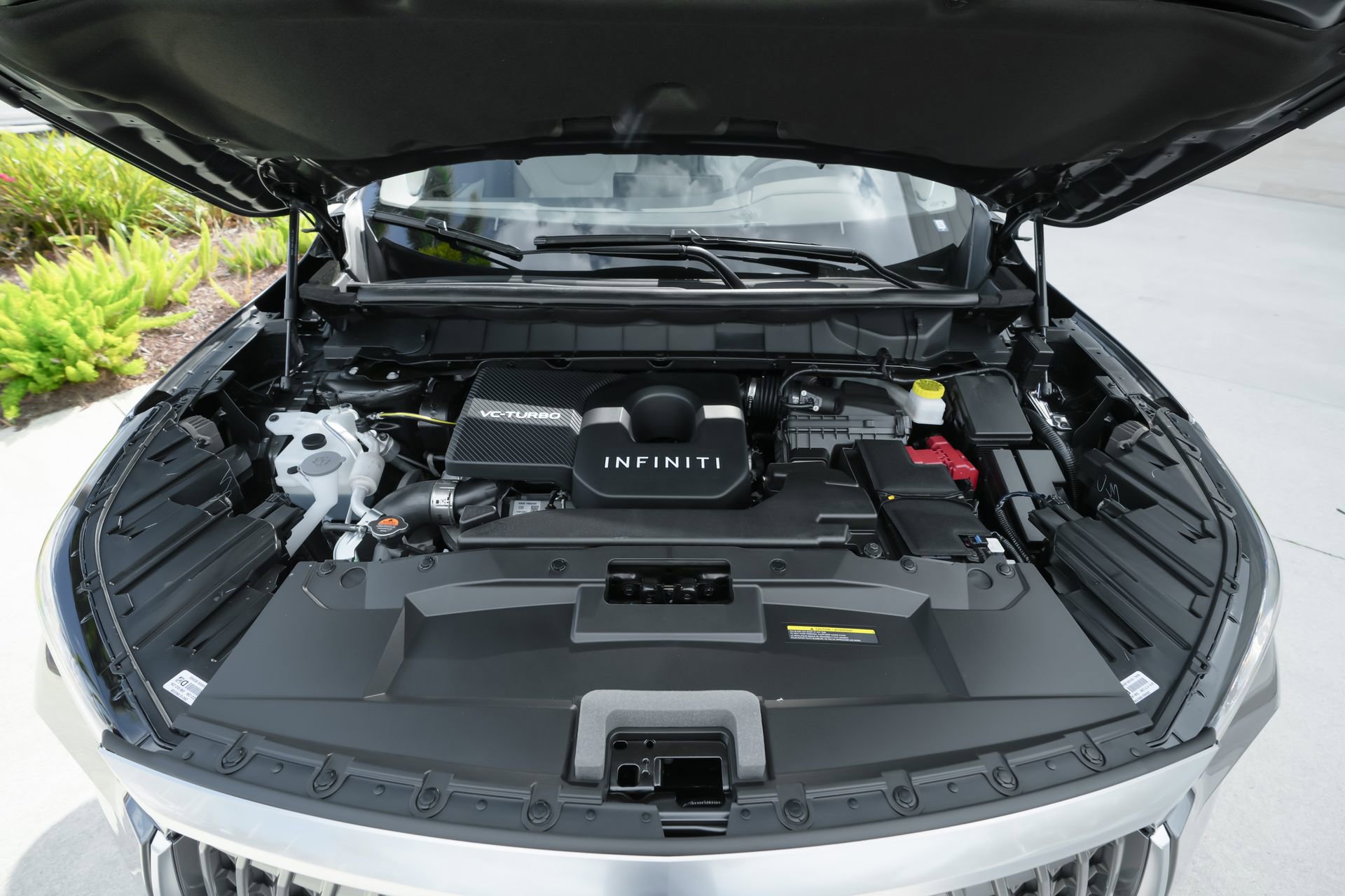 New 2026 INFINITI QX60 Luxe w/ Family Package image 34