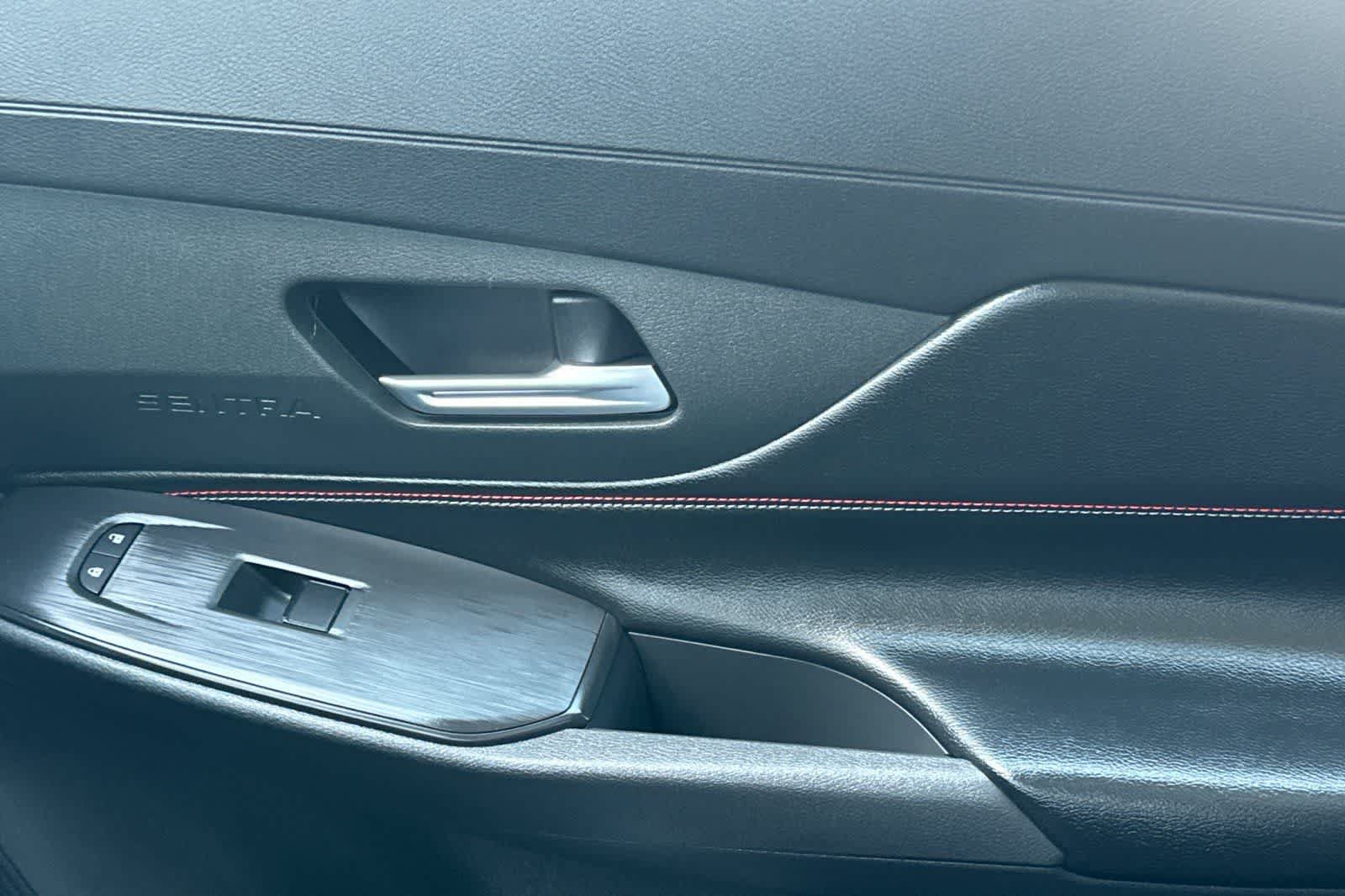 New 2027 Nissan Sentra SR FWD image 19