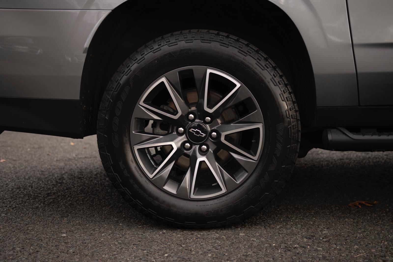 Used 2023 Chevrolet Suburban Z71 w/ Max Trailering Package image 27