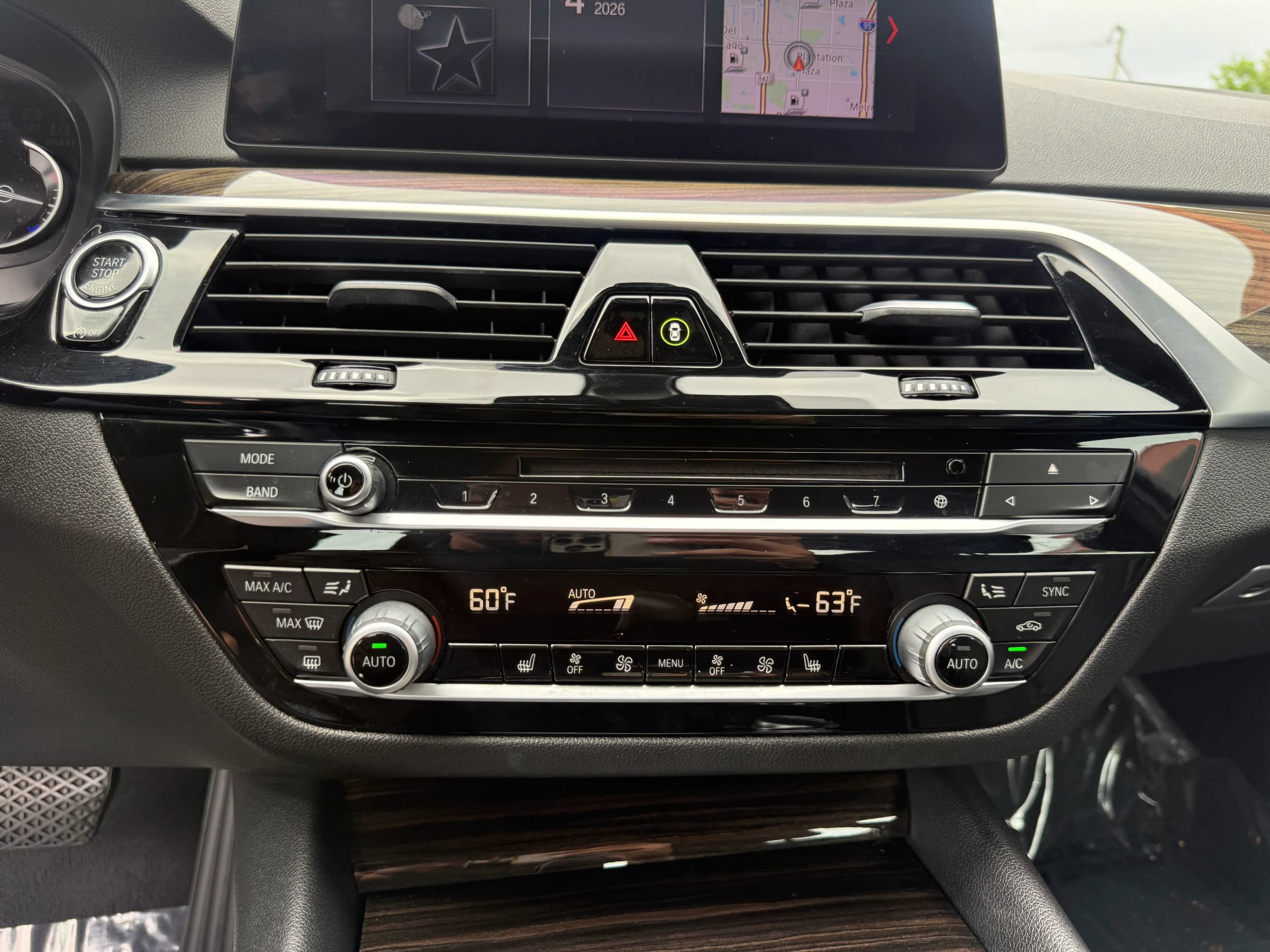 Used 2019 BMW 530i w/ Convenience Package RWD image 32