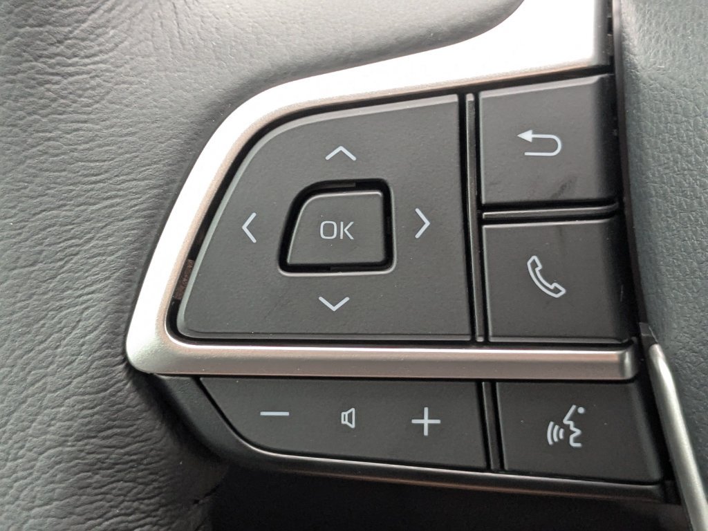 New 2026 Toyota Sienna XLE FWD image 23