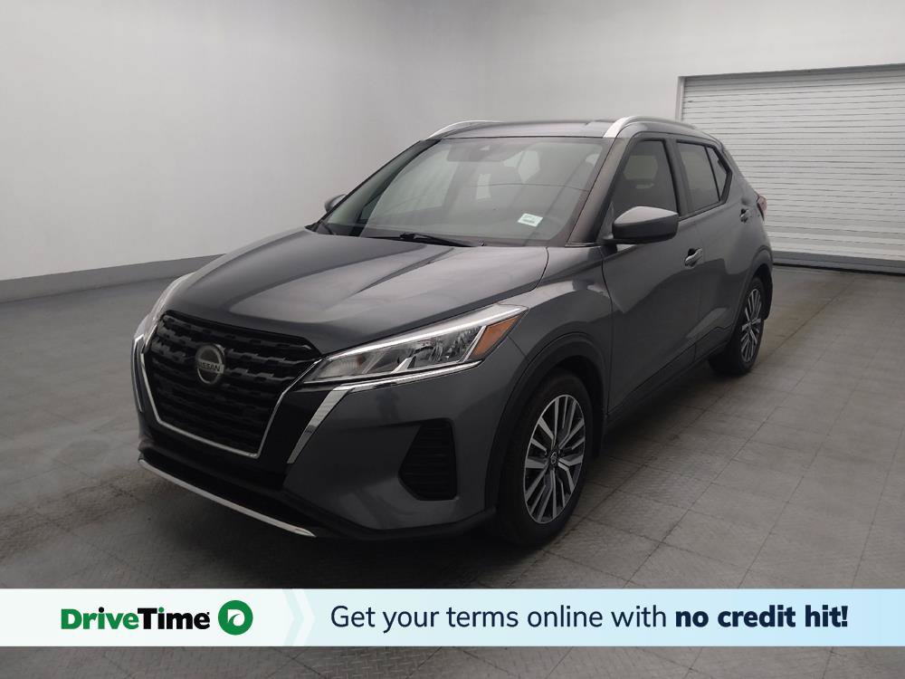 Used 2021 Nissan Kicks SV FWD image 1