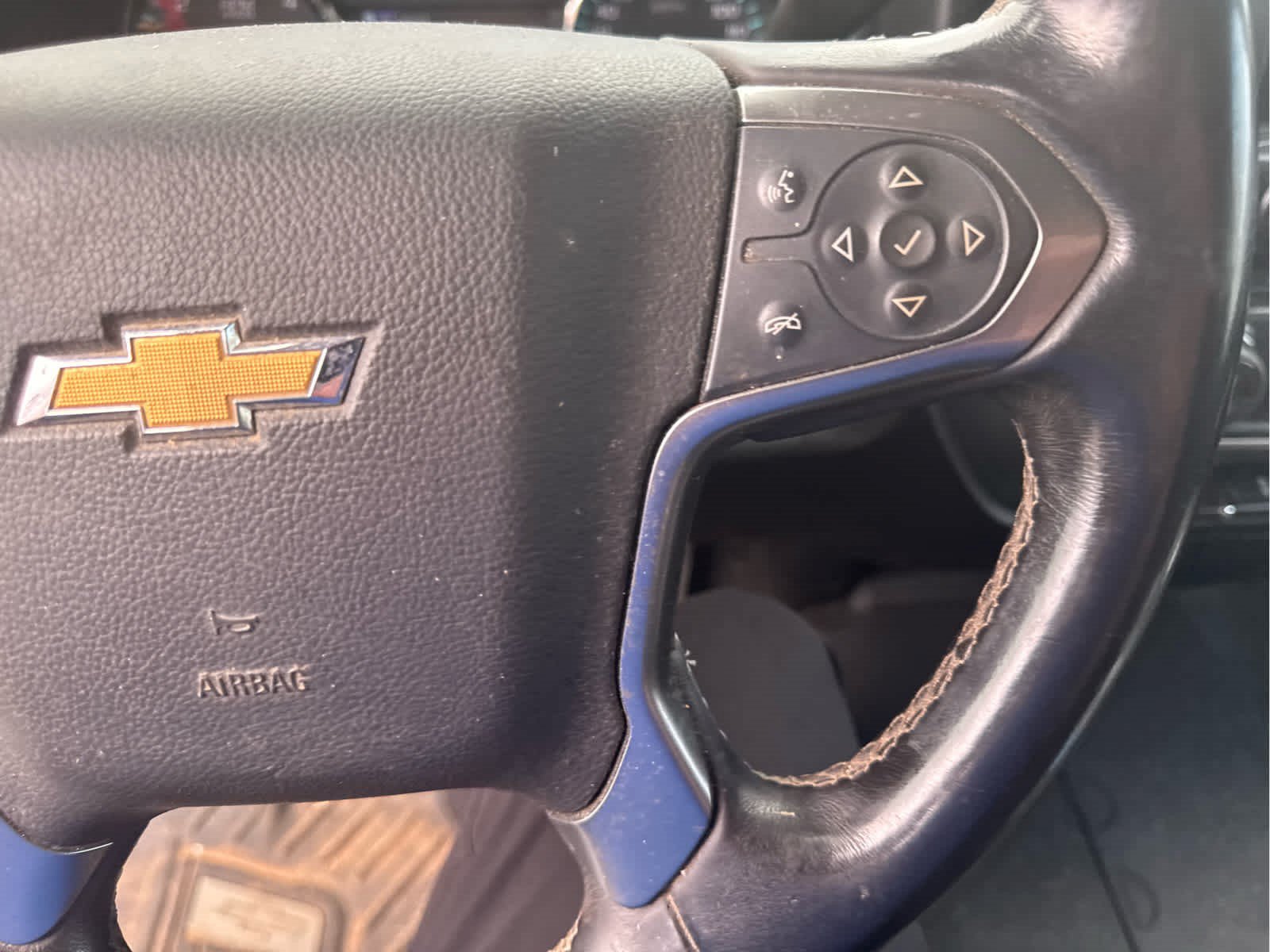 Used 2017 Chevrolet Silverado 1500 LT w/ All Star Edition AWD/4WD image 9