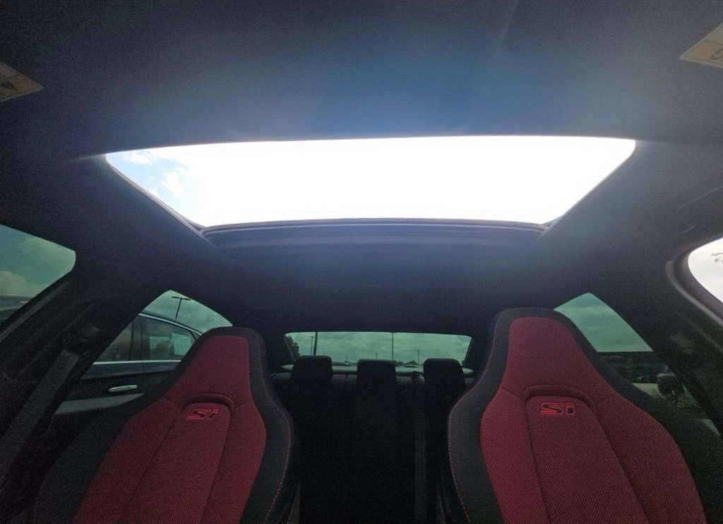 Used 2023 Honda Civic Si image 9