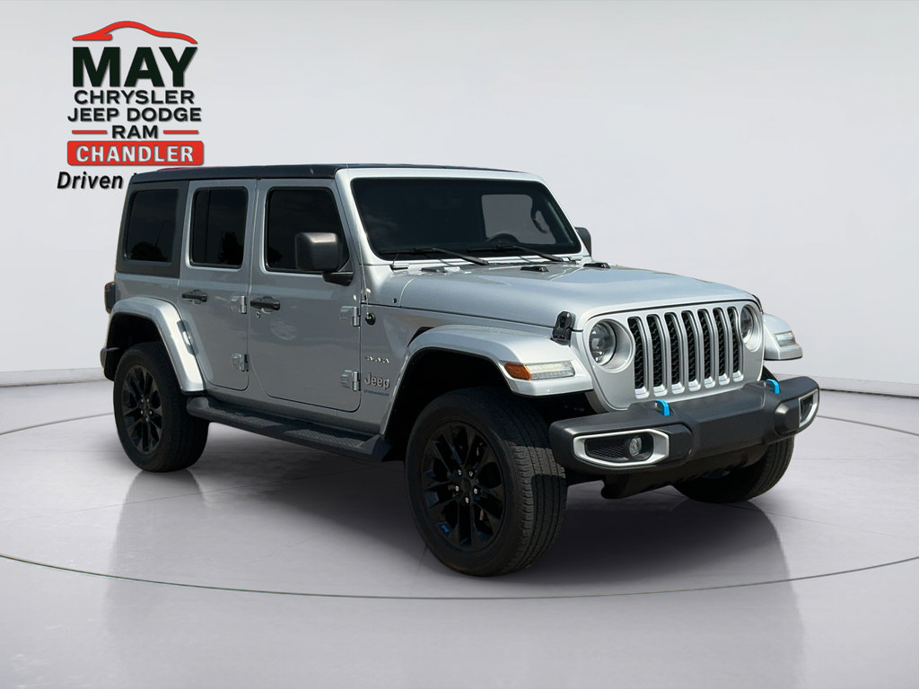 Used 2023 Jeep Wrangler Unlimited Sahara w/ Cold Weather Group AWD/4WD image 1