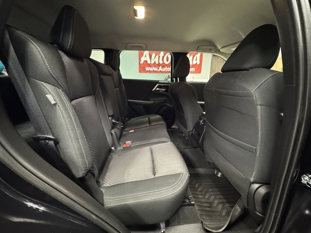 Used 2023 Mitsubishi Outlander ES AWD/4WD image 13