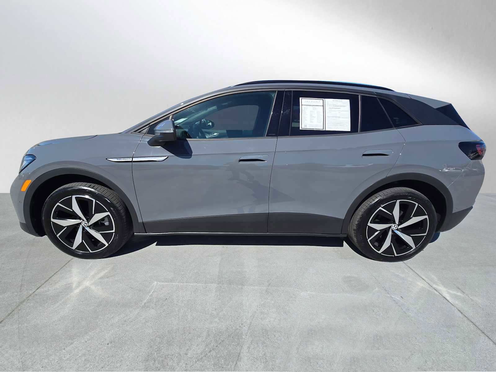 Used 2023 Volkswagen ID.4 Pro S AWD/4WD image 6