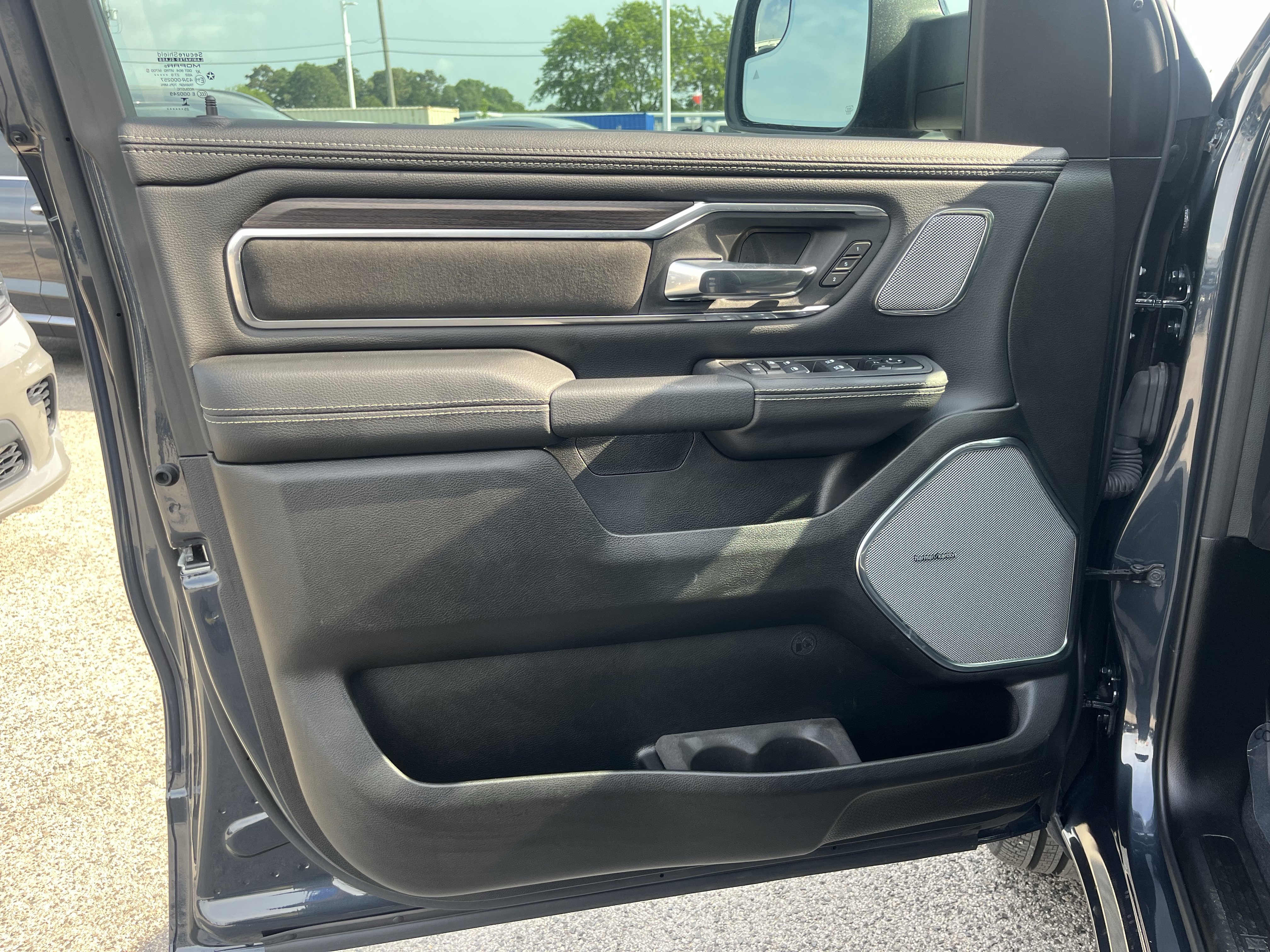 Used 2026 RAM 1500 Laramie w/ Night Edition AWD/4WD image 12