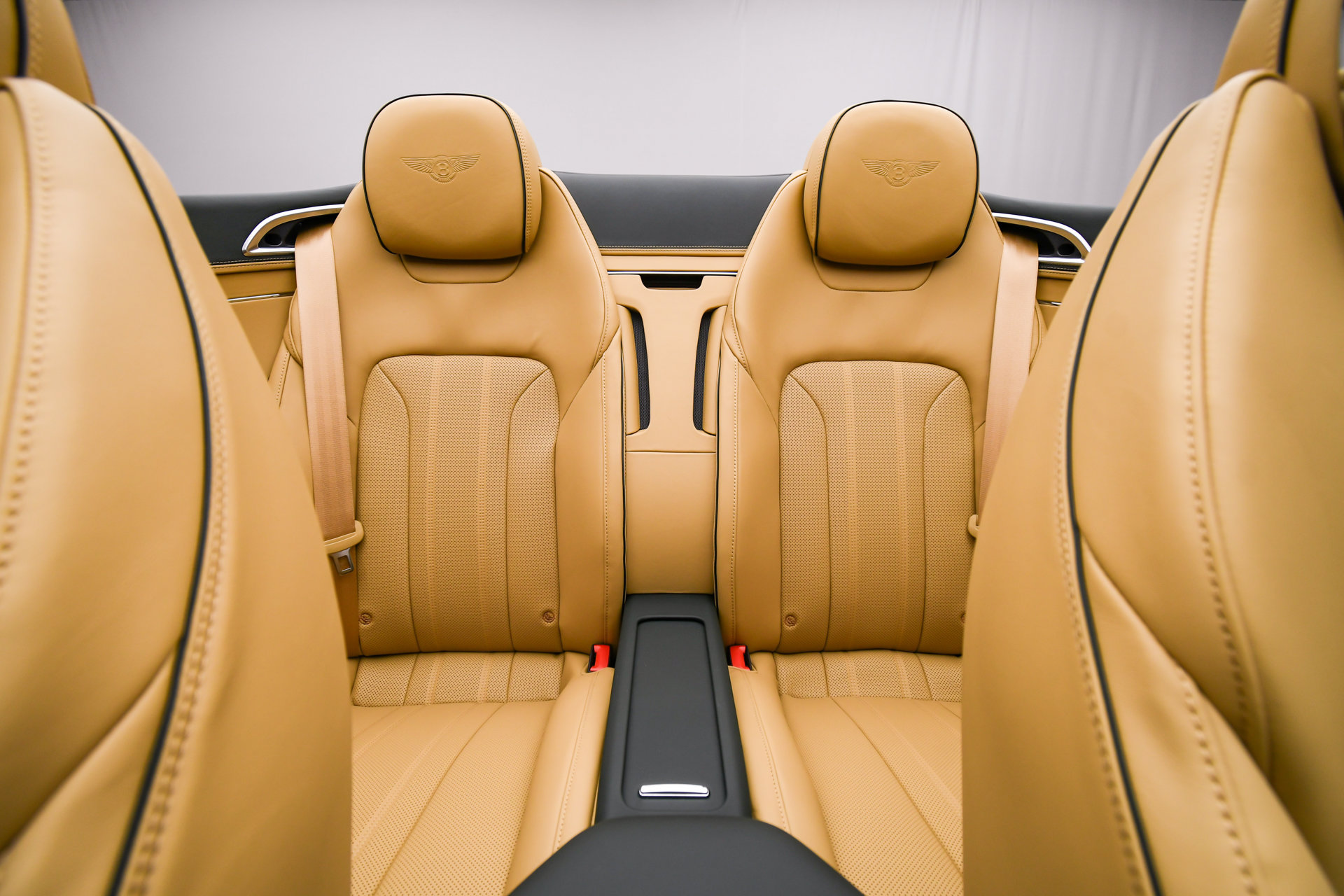 New 2026 Bentley Continental GT AWD/4WD image 18