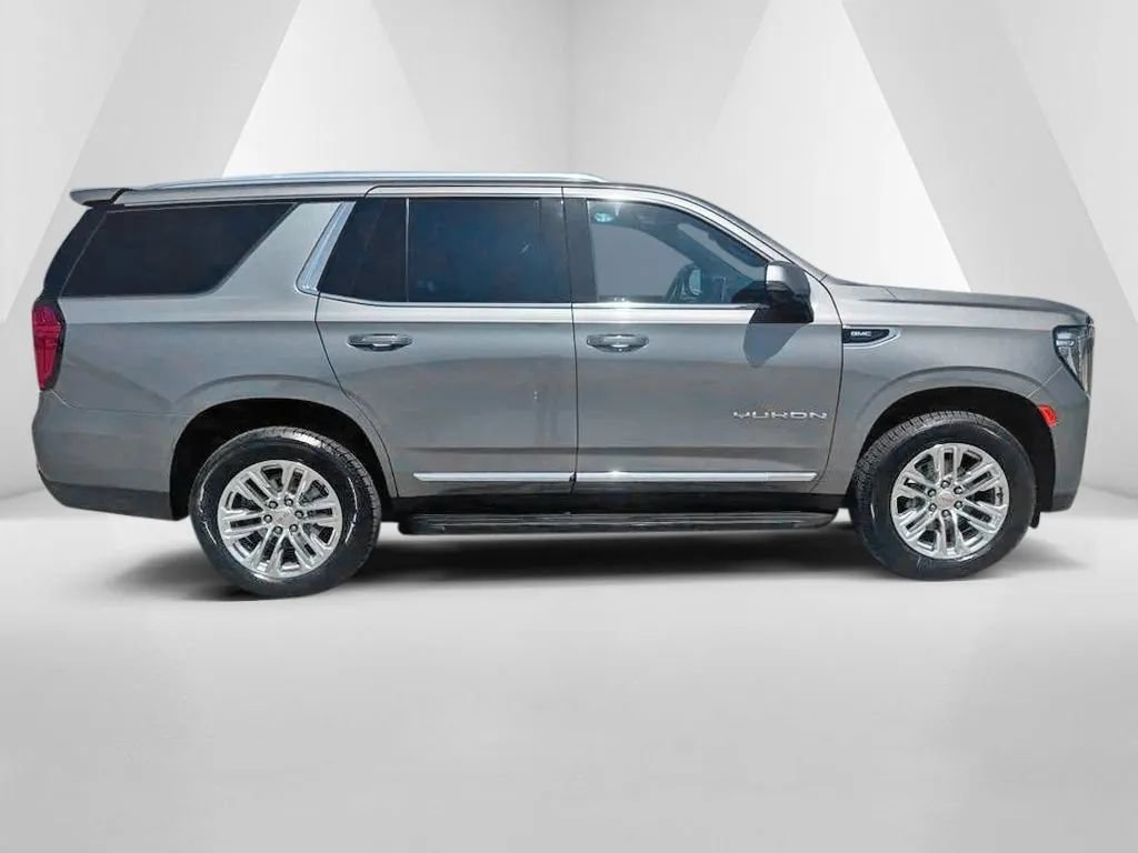 Used 2021 GMC Yukon SLT w/ SLT Premium Package AWD/4WD image 8
