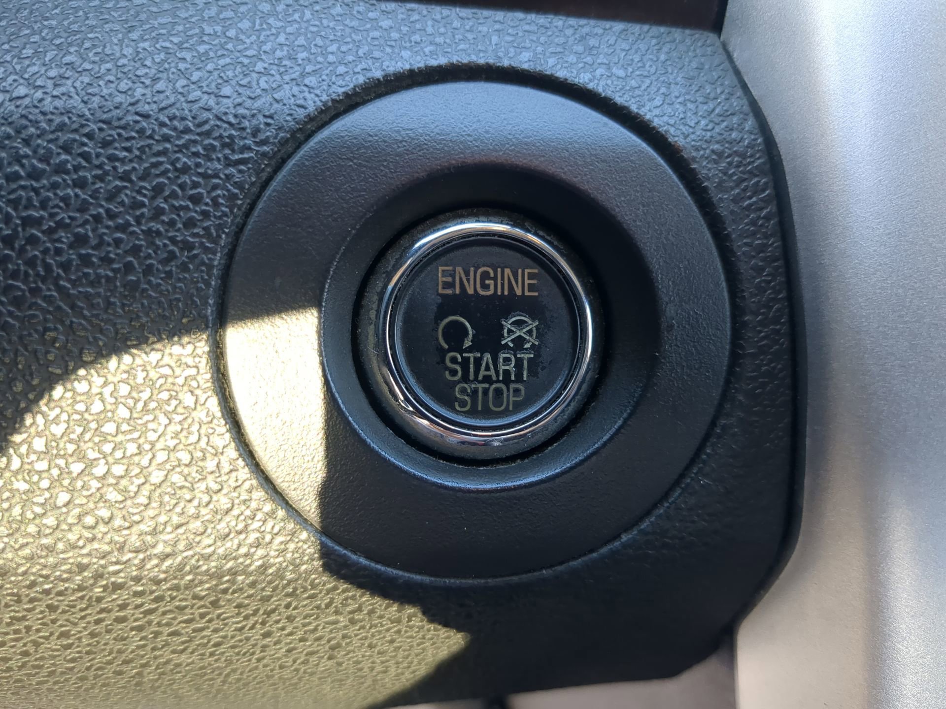 Used 2012 Ford Edge Limited w/ Driver Entry Pkg FWD image 60