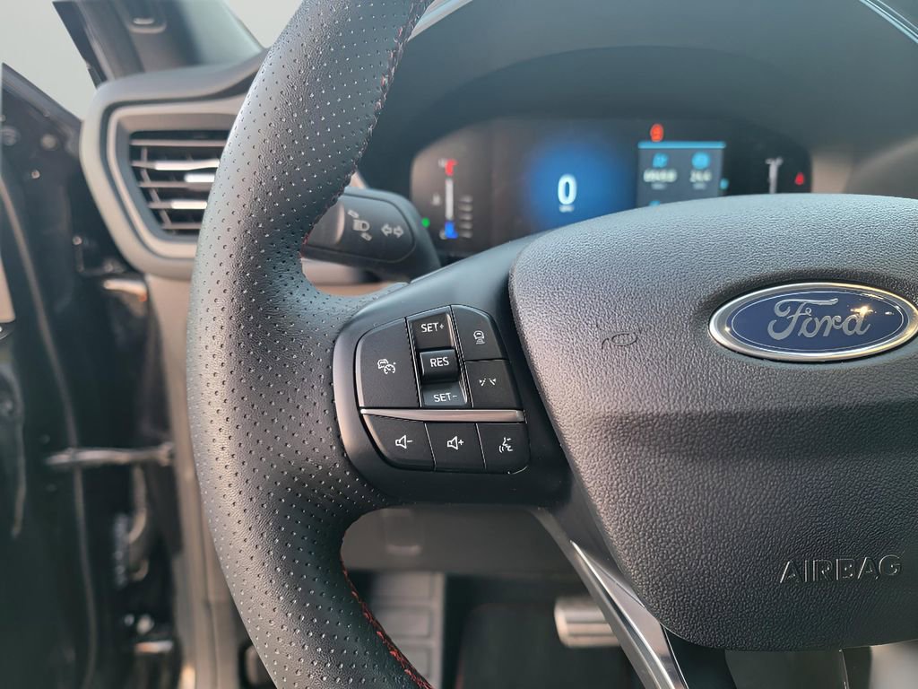 Used 2023 Ford Escape ST-Line w/ Tech Pack #1 image 17