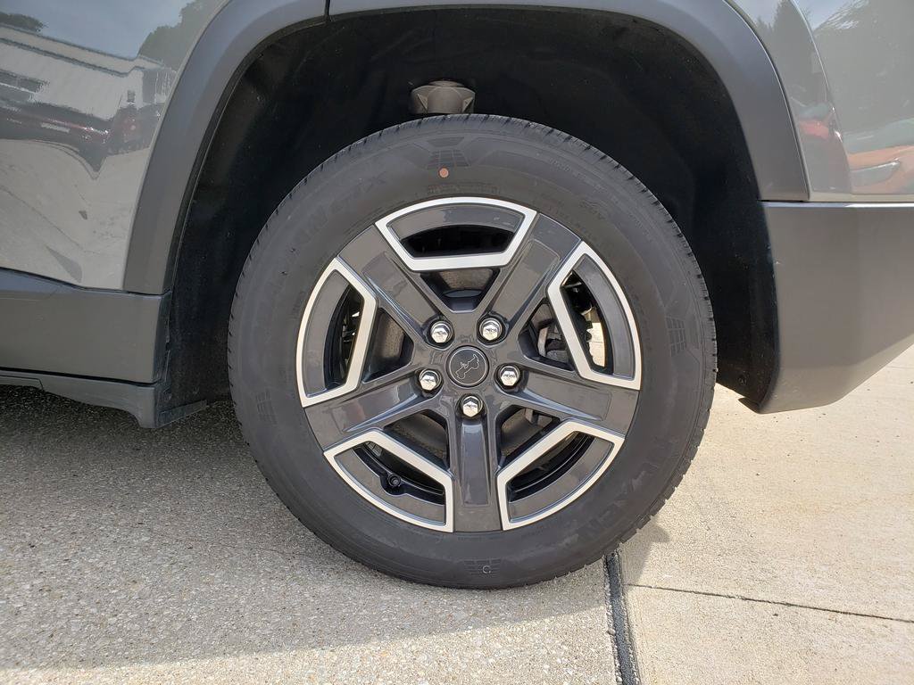 New 2026 Jeep Cherokee Laredo AWD/4WD image 24