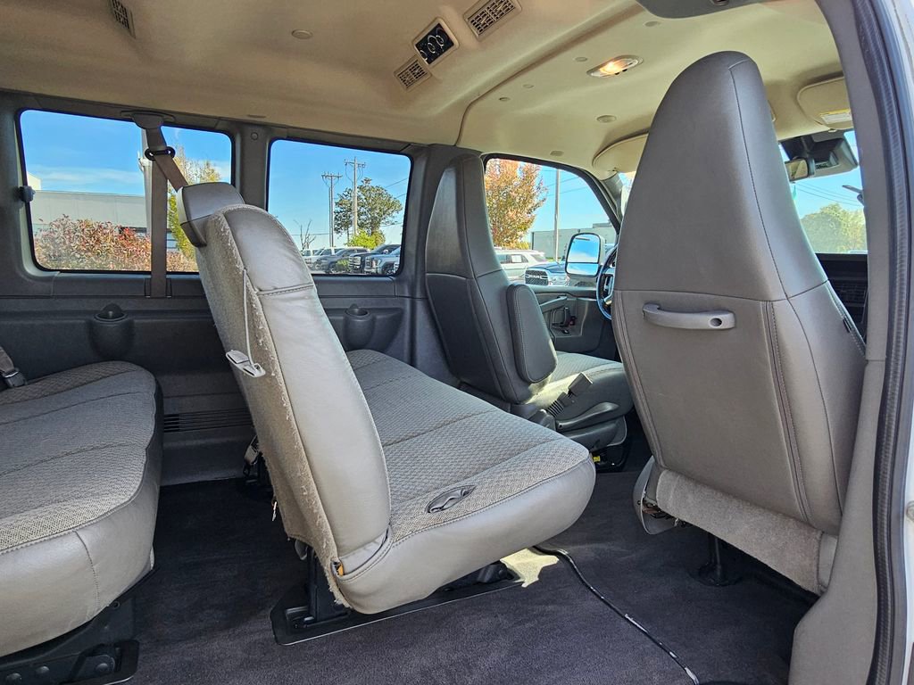 Used 2019 Chevrolet Express 3500 LT w/ LT Preferred Equipment Group image 30