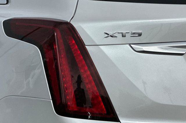Certified 2025 Cadillac XT5 Luxury FWD image 26