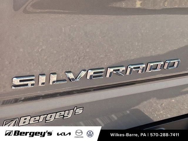 Used 2023 Chevrolet Silverado 1500 RST image 32