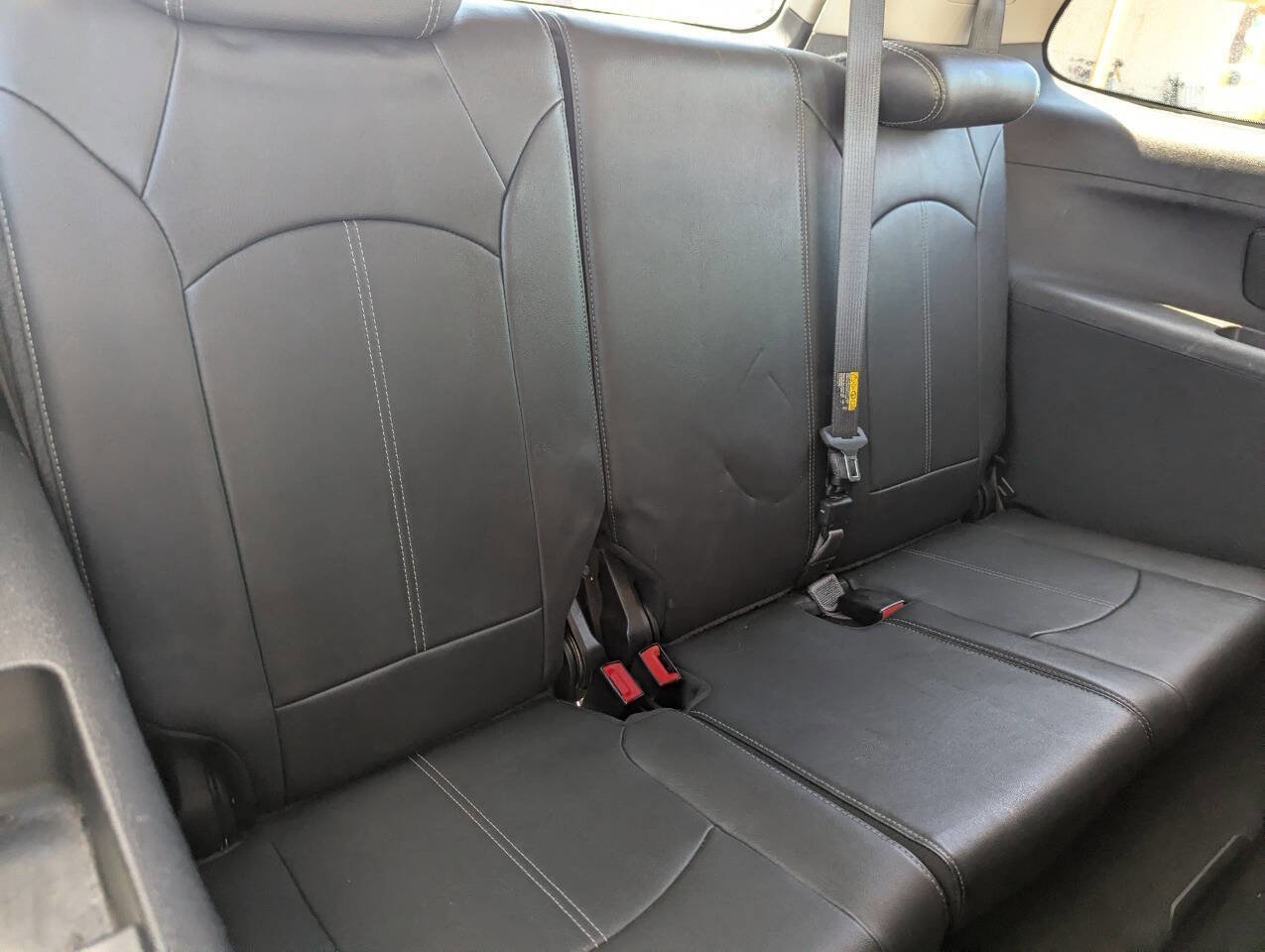Used 2013 GMC Acadia SLT image 13