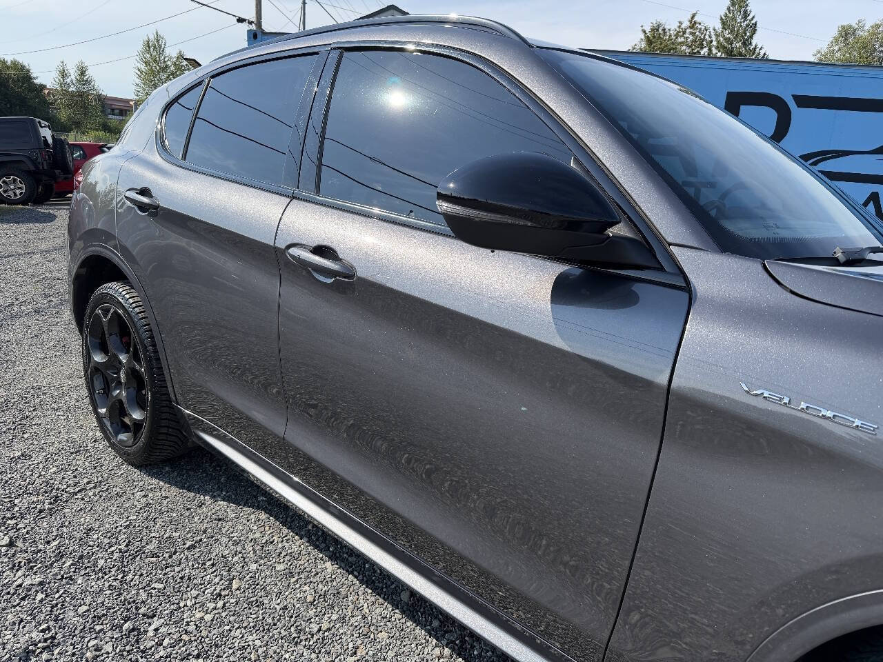 Used 2022 Alfa Romeo Stelvio Veloce AWD/4WD image 11