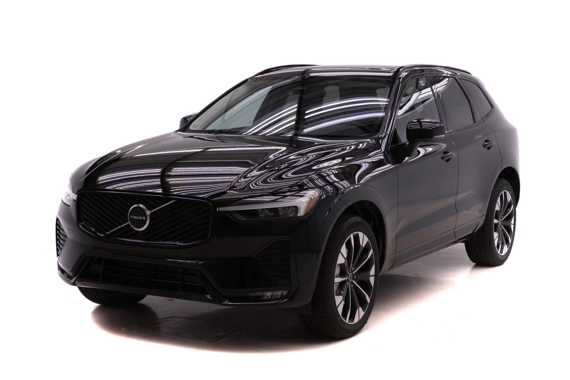 New 2026 Volvo XC60 B5 Plus w/ Climate Package image 1