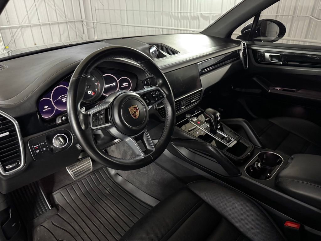 Used 2022 Porsche Cayenne S AWD/4WD image 22