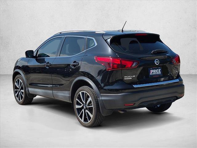 Used 2017 Nissan Rogue Sport SL w/ SL Premium Package FWD image 7